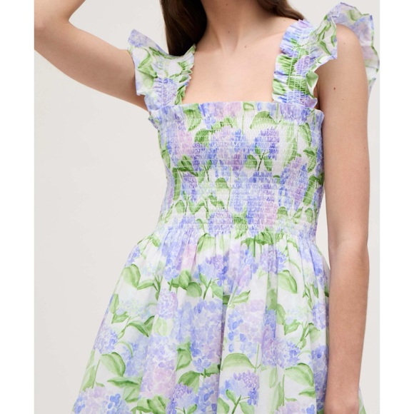 Hill House hydrangea Elizabeth size large - Picture 2 of 5